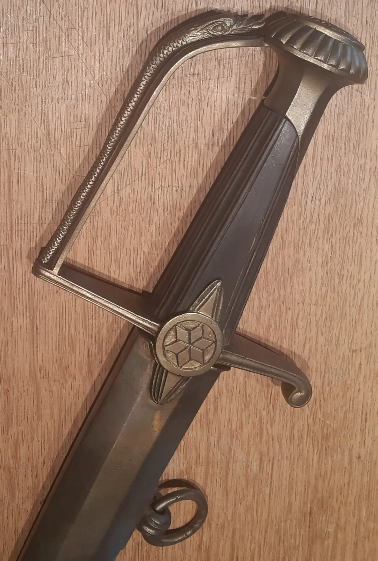 Un sabre d’officier du type des éclaireurs de la Garde Impériale